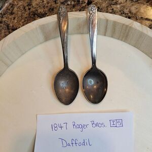 1847 Roger Bros. IS Daffodil Silver Plate Pattern Baby Spoons Antique